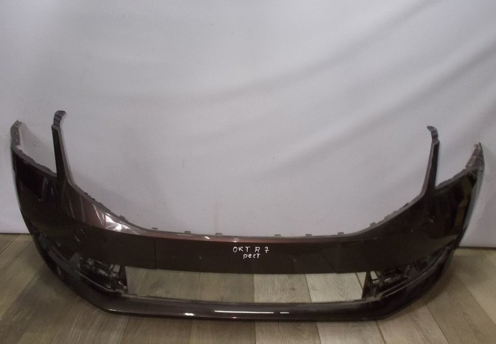Бампер передний бу Skoda Octavia A7 рестайлинг OEM 5EU807221F (скл-3)