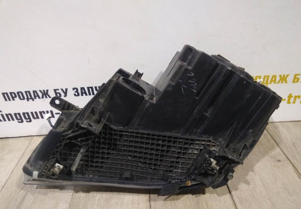 Фара ЛЭД LED правая 4 блока бу BMW X5 F15 OEM 7410684 Фара ЛЭД LED правая 4 блока бу BMW X5 F15 OEM 7410684