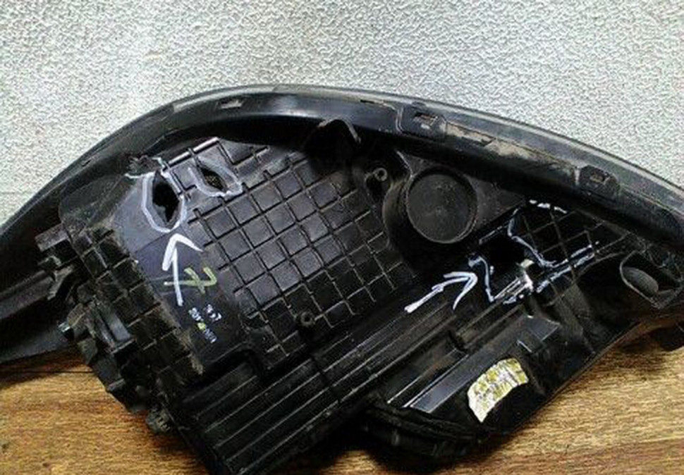 Фара правая Kia Ceed 2 (12>) сломано два крепления галоген oem 92102a2010 Фара правая Kia Ceed 2 (12>) сломано два крепления галоген oem 92102a2010