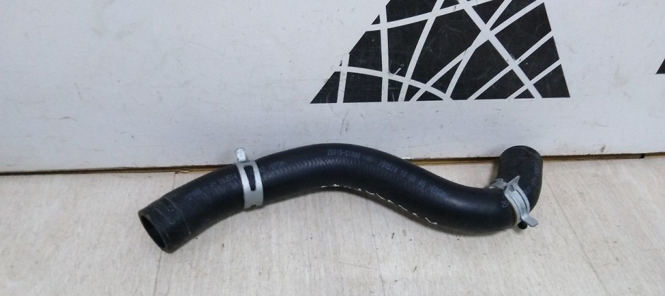 Трубка системы охлаждения Hyundai Santa Fe 4 oem 282562F910