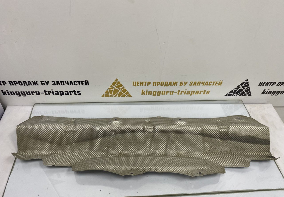 Теплоизоляция глушителя BMW X1 F48 OEM 51487374404 Теплоизоляция глушителя BMW X1 F48 OEM 51487374404