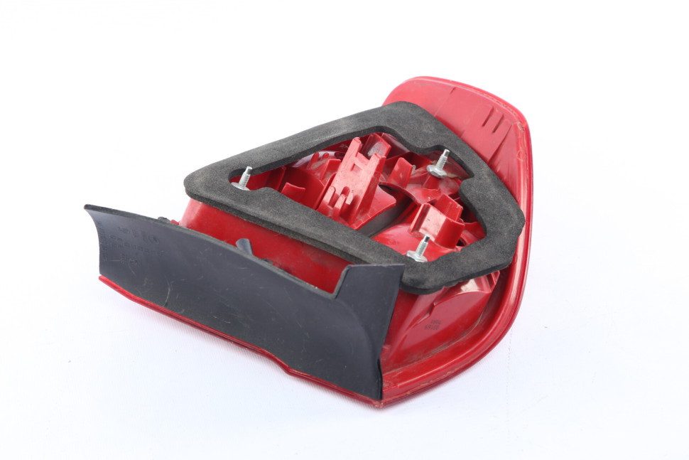 Фонарь правый бу BMW 3 E90 до рестайлинг OEM 6937458 Фонарь правый бу BMW 3 E90 до рестайлинг OEM 6937458