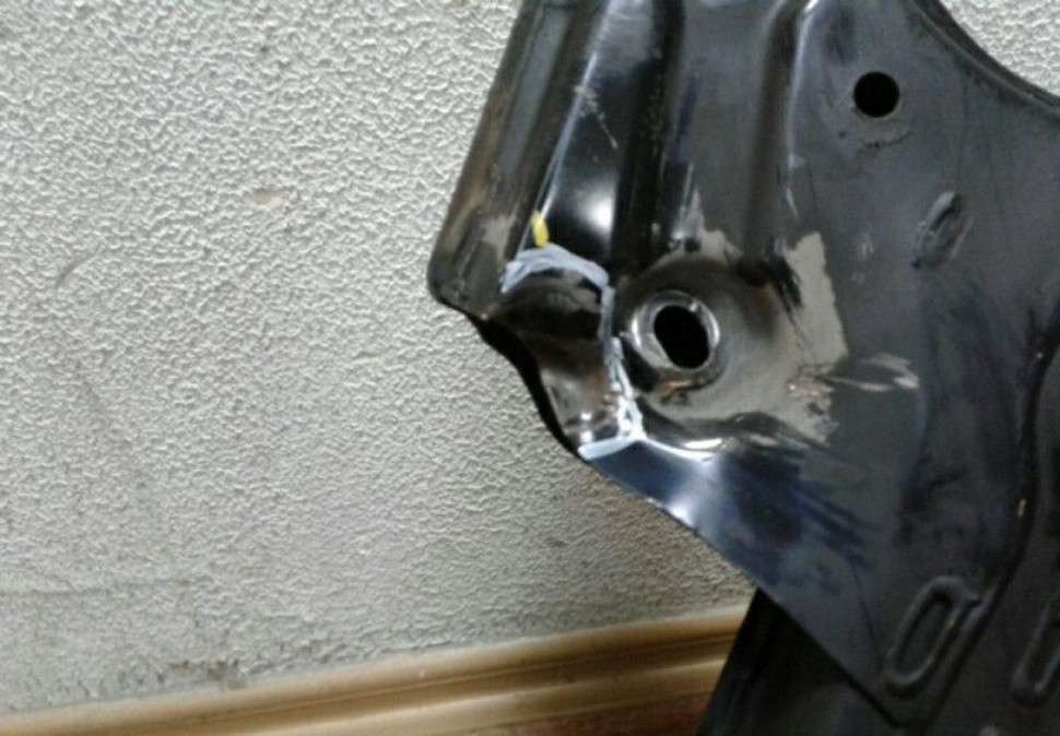 Подрамник Kia Rio 4 / Hyundai Solaris Oem 624014Y000 (мал вмятина) (скл-3)