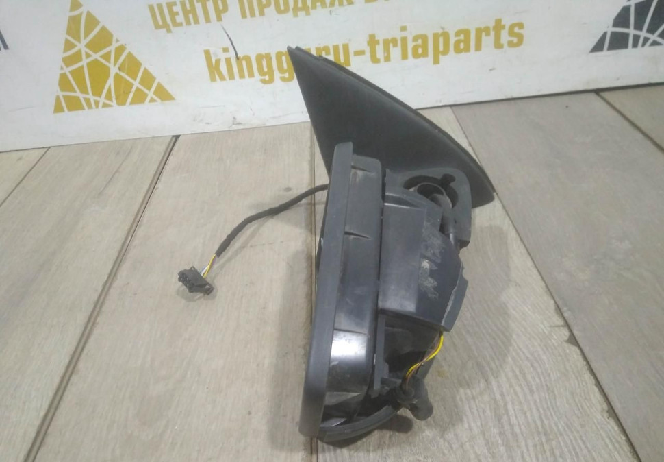 Корпус зеркала правый 6 пин бу Skoda Rapid рестайлинг OEM 5JB857502J Корпус зеркала правый 6 пин бу Skoda Rapid рестайлинг OEM 5JB857502J