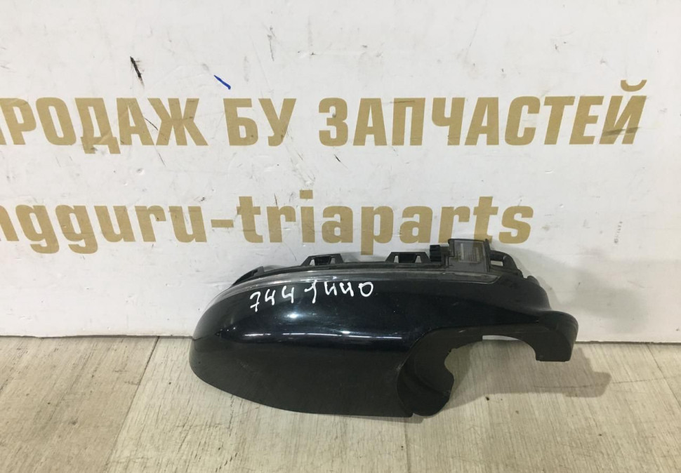 Повторитель поворота правого зеркала BMW X3 G01 OEM 63137441440