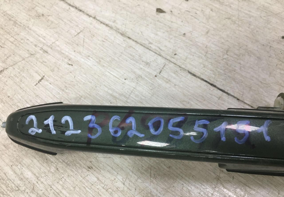 Ручка наружная задней левой двери Chevrolet Niva 2123 OEM 212362055151 (скл-3) Ручка наружная задней левой двери Chevrolet Niva 2123 OEM 212362055151 (скл-3)