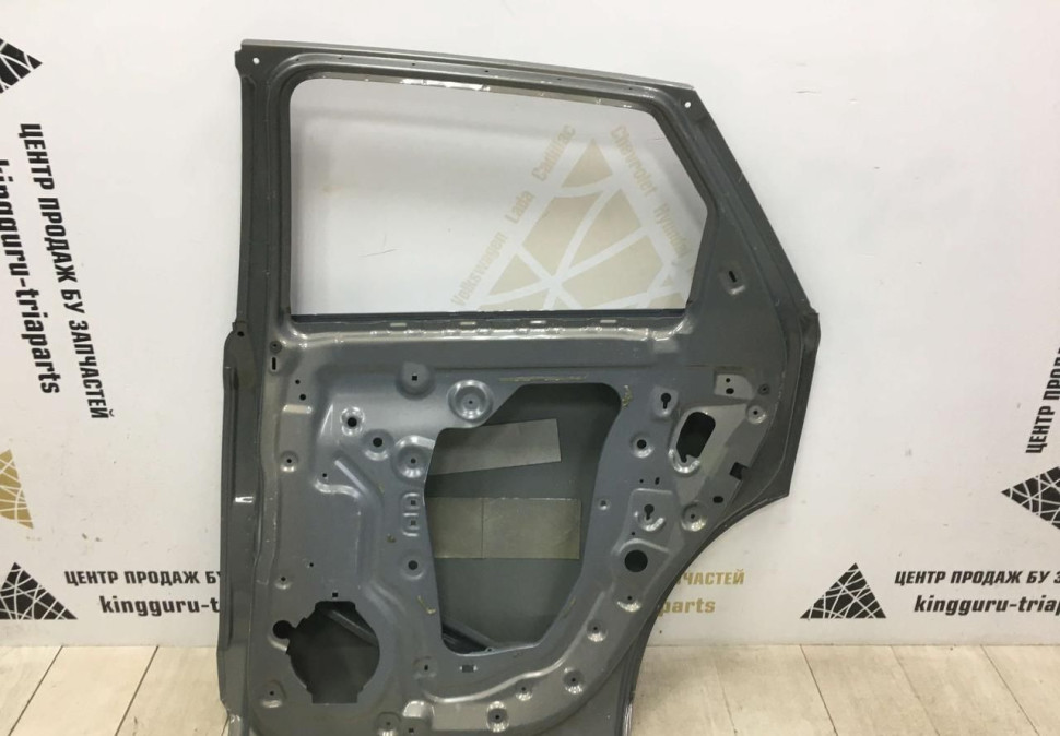 Дверь задняя правая Cadillac XT5 OEM 84542297 Дверь задняя правая Cadillac XT5 OEM 84542297