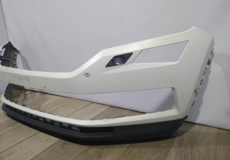 Бампер передний бу Skoda Kodiaq OEM 565807221