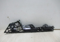 Кронштейн заднего бампера левый Volkswagen Touareg  3 oem 760807355