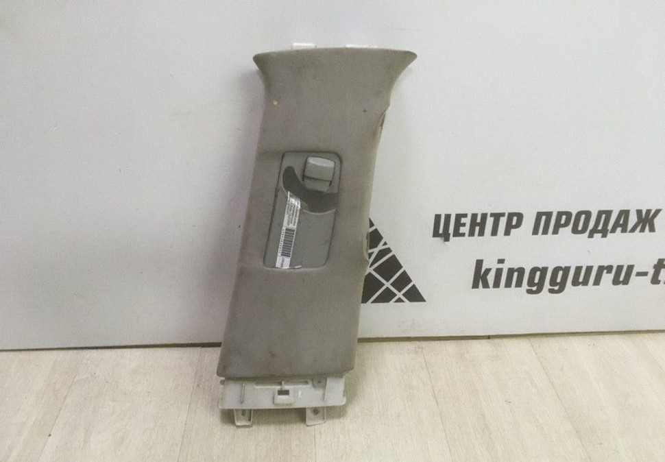 Обивка средней стойки правая Lexus LX 3 oem 7313530050 (скл-3)