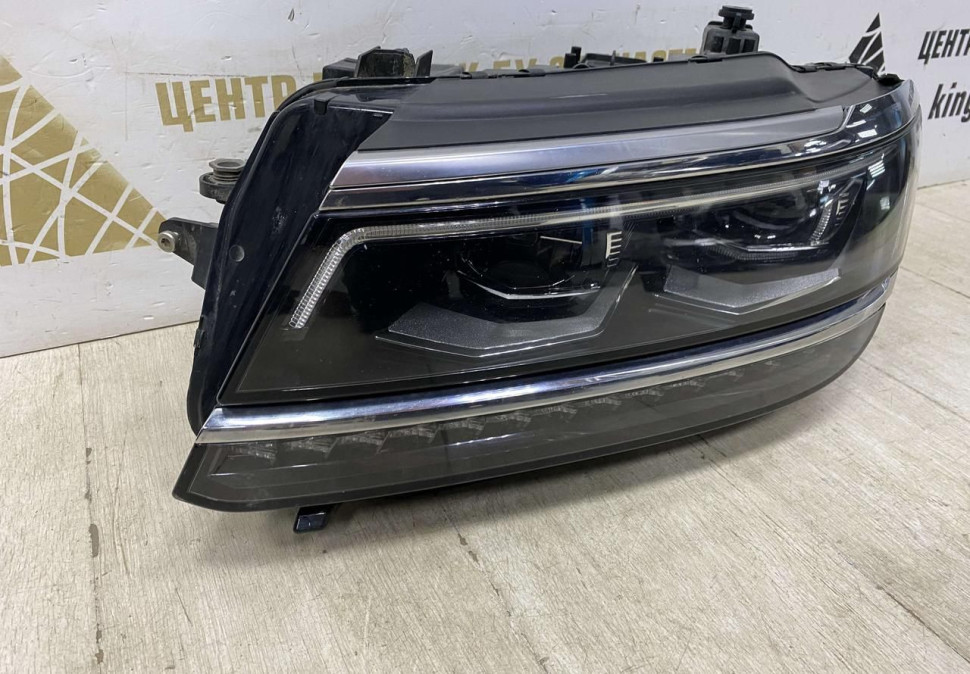Фара левая LED Volkswagen Tiguan 2 2016-2020 до рест oem 5NB941081D