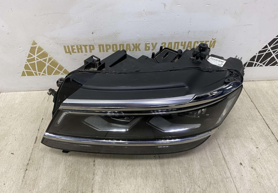 Фара левая LED Volkswagen Tiguan 2 2016-2020 до рест oem 5NB941081D