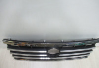 Решетка радиатора Volkswagen Touareg 3 oem 760853653e (в хорошем состоянии)