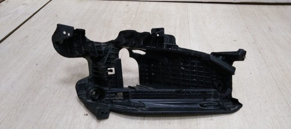 Кронштейн птф правый Hyundai Santa Fe 3 12-15 oem 922022W020