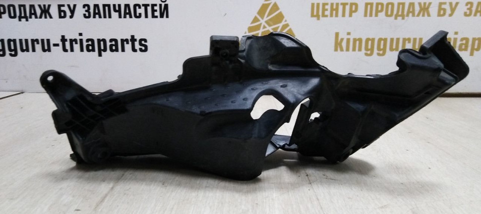 Кронштейн птф правый Hyundai Santa Fe 3 12-15 oem 922022W020 Кронштейн птф правый Hyundai Santa Fe 3 12-15 oem 922022W020