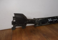 Дефлектор радиатора нижний бу BMW 5 G30 OEM 51747383846