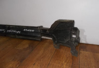 Дефлектор радиатора нижний бу BMW 5 G30 OEM 51747383846