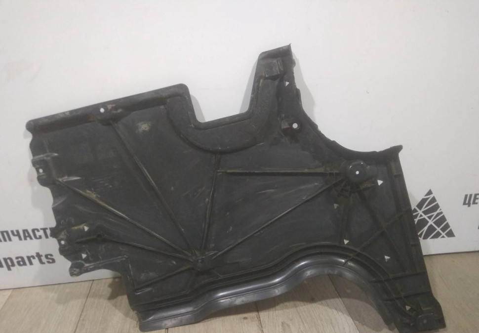 Защита днища задняя бу BMW 5 G30 OEM 51757397582