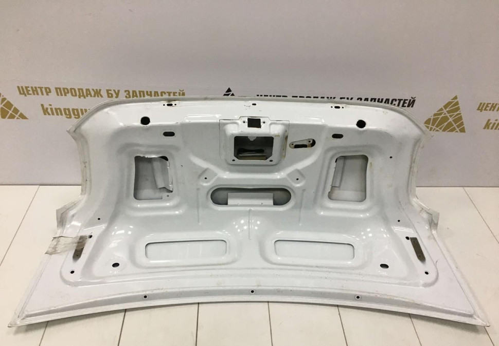Крышка багажника Renault Logan 2 OEM 901007582R