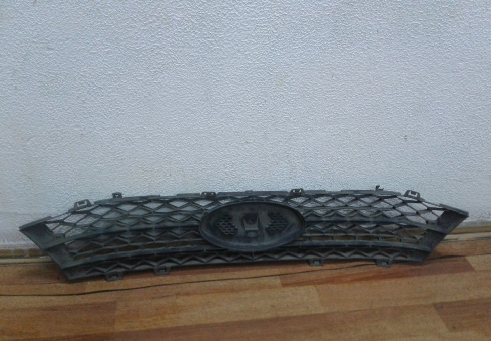 Решетка радиатора Lada Vesta oem 8450006673 (скл-3)
