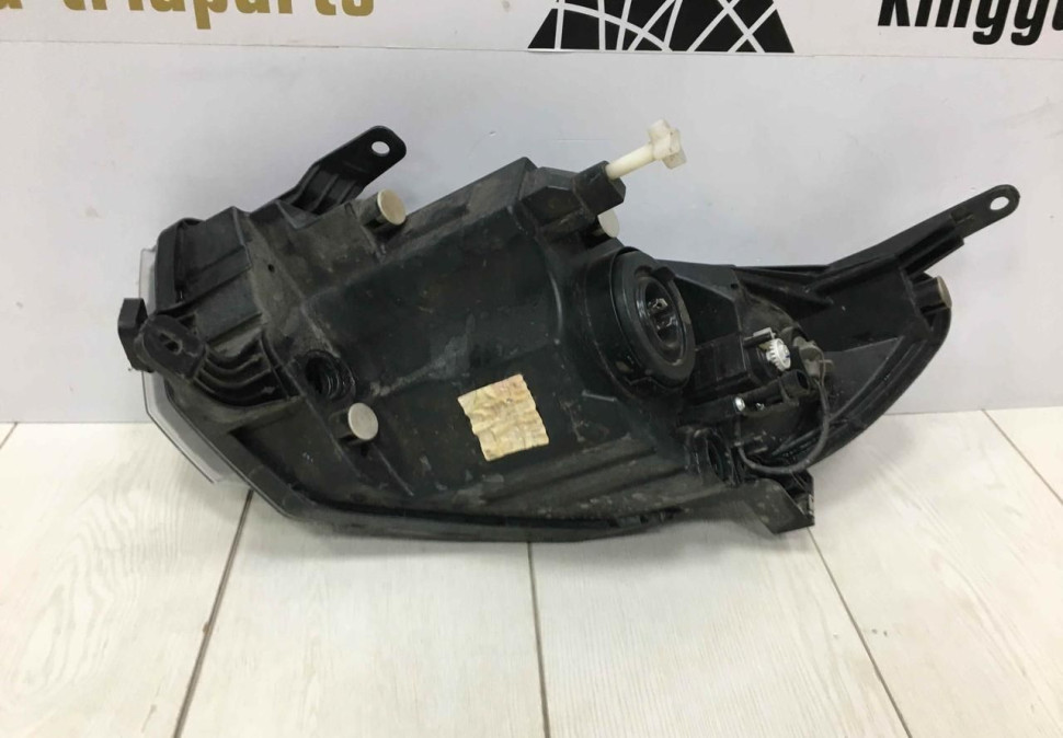 Фара правая Lada Granta рест галоген (18>) oem 219003711010 (скл-3)