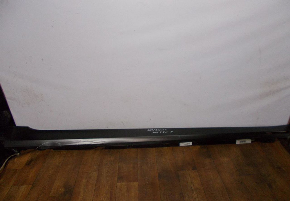 Порог правый бу BMW 7 G11 OEM 51777357130