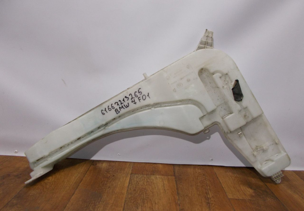 Бачок омывателя бу BMW 7 F01 OEM 61667213265