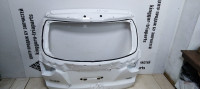 Крышка багажника Hyundai IX35 oem 737002S010