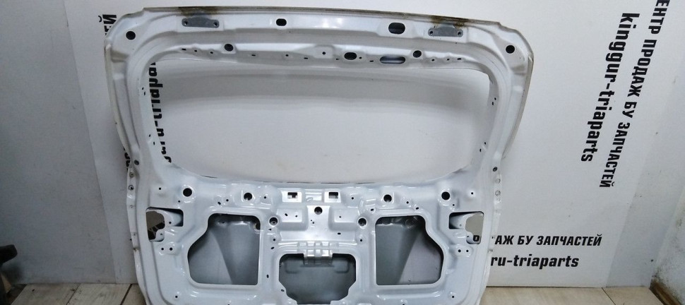Крышка багажника Hyundai IX35 oem 737002S010 Крышка багажника Hyundai IX35 oem 737002S010