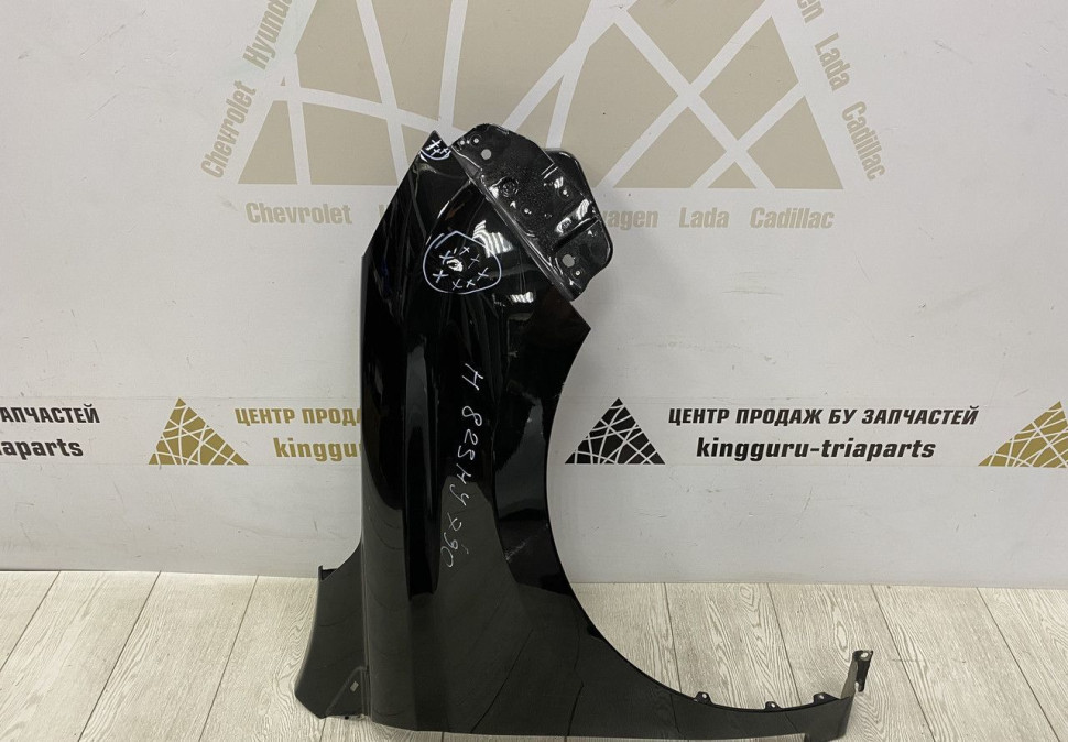 Крыло переднее правое Lada X-Ray oem 631006734R (скл-3)