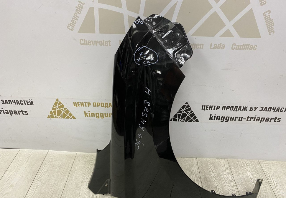 Крыло переднее правое Lada X-Ray oem 631006734R (скл-3)