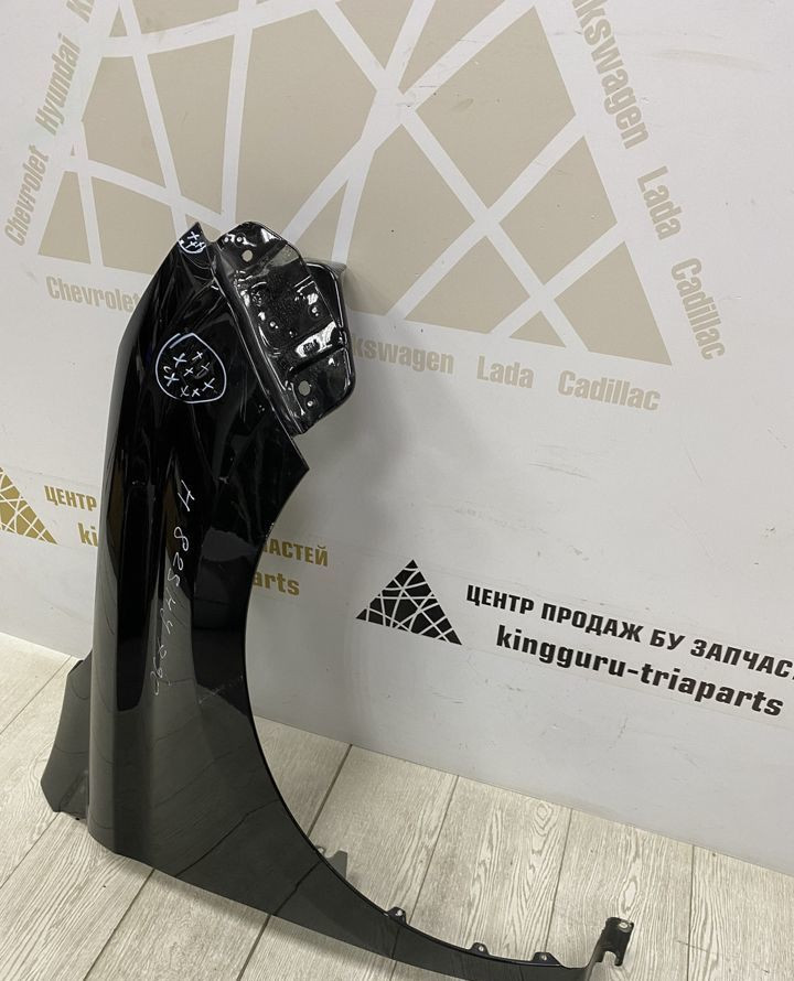 Крыло переднее правое Lada X-Ray oem 631006734R (скл-3)