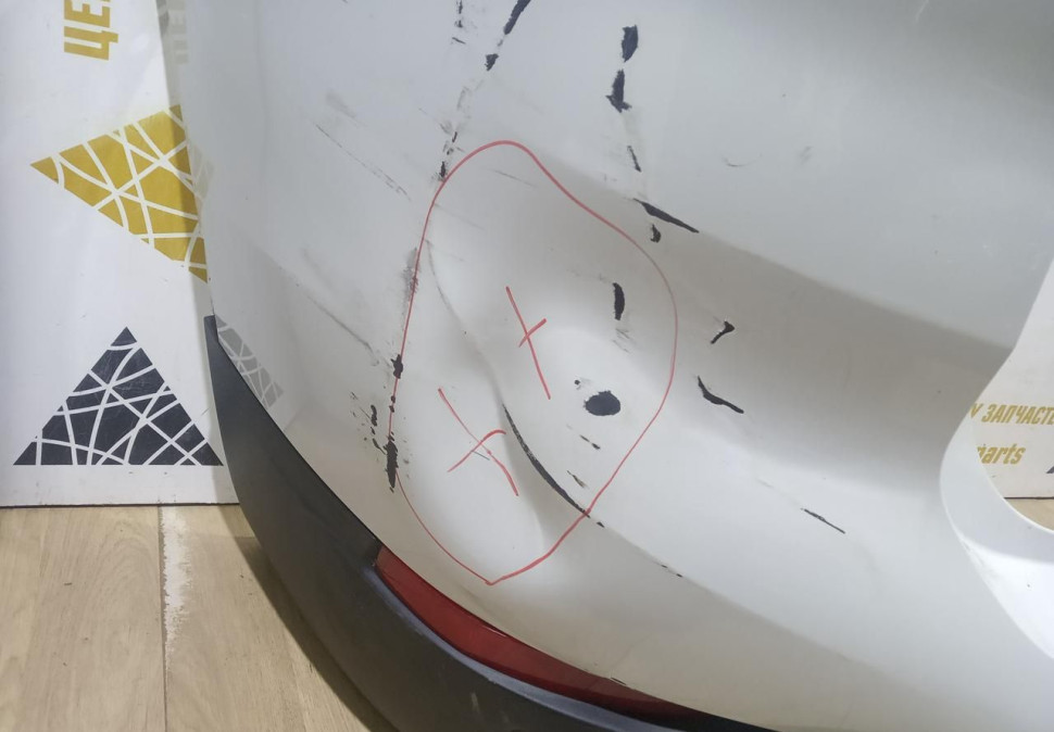 Бампер задний бу BMW X1 F48 OEM 51127355260 Бампер задний бу BMW X1 F48 OEM 51127355260