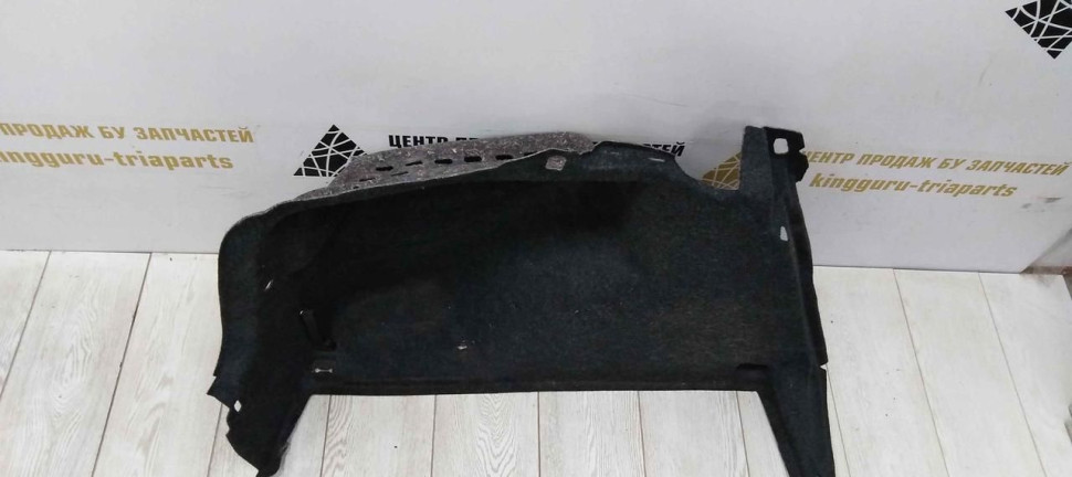 Обивка багажника левая Skoda Rapid OEM 5JA867427C Обивка багажника левая Skoda Rapid OEM 5JA867427C