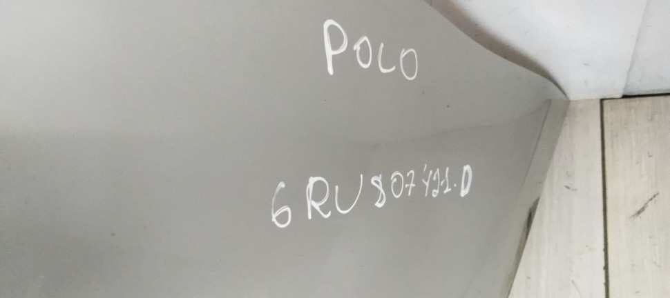 Бампер задний Volkswagen Polo 5 дорестайлинг oem 6RU807421