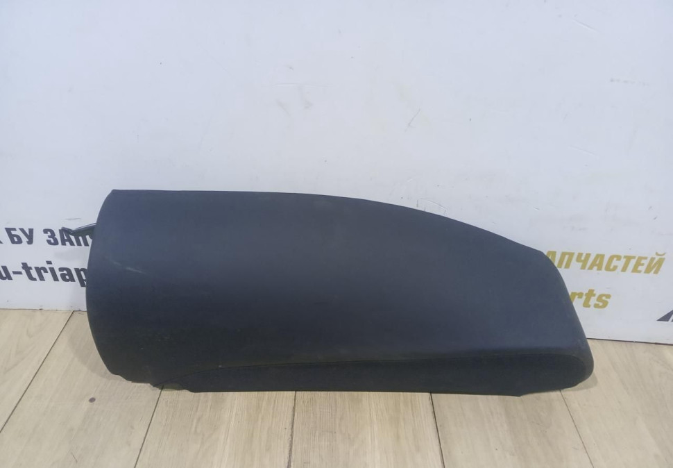 Боковина заднего сиденья правая бу BMW 5 G30 OEM 52207456294