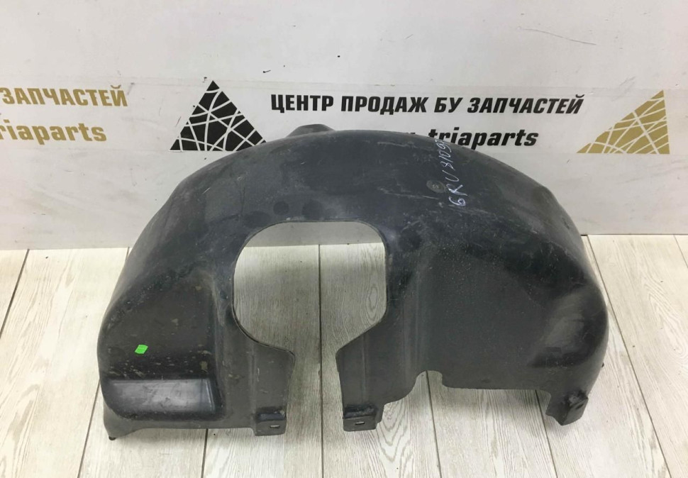 Подкрылок задний левый Volkswagen Polo 5 2009 OEM 6RU810971A