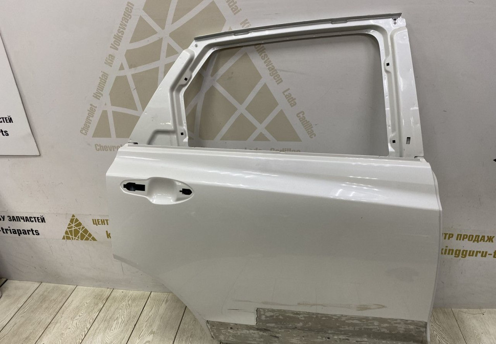 Дверь задняя правая Cadillac XT5 2016 OEM 84542297