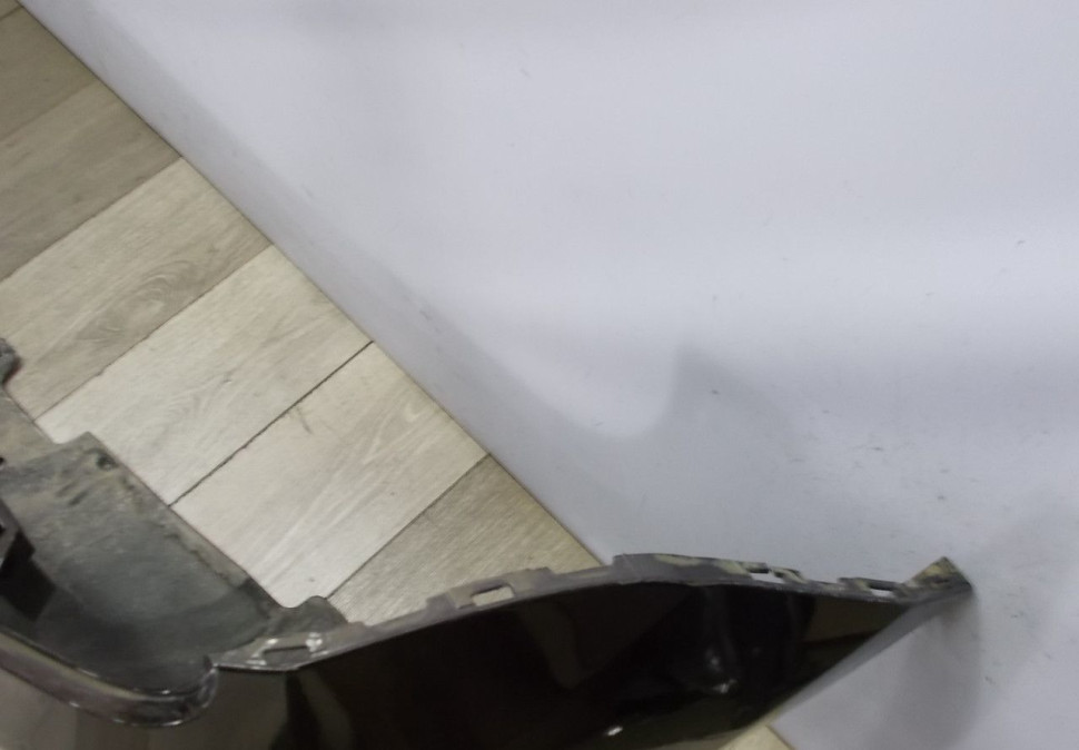 Бампер задний бу Renault Duster рестайлинг OEM 850225435R