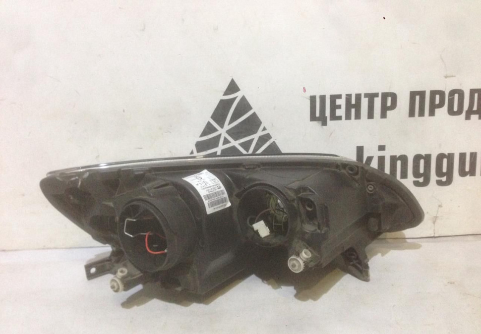 Фара левая Lada Kalina 2 галоген oem 21920371101100 (скл-3) Фара левая Lada Kalina 2 галоген oem 21920371101100 (скл-3)