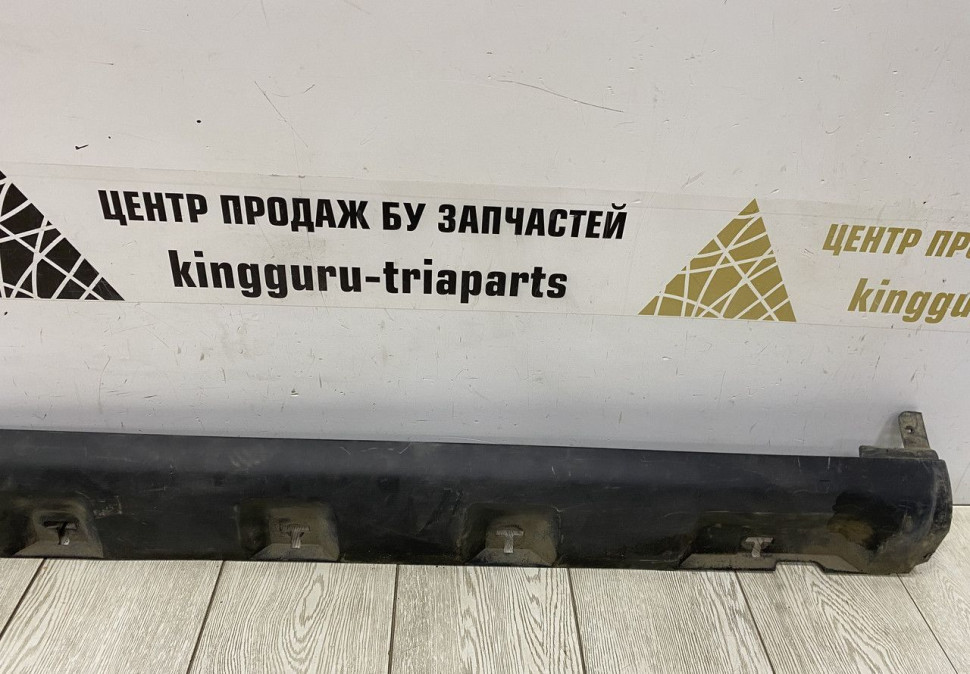 Порог правый бу Renault Sandero Stepway 2 OEM 764266165R