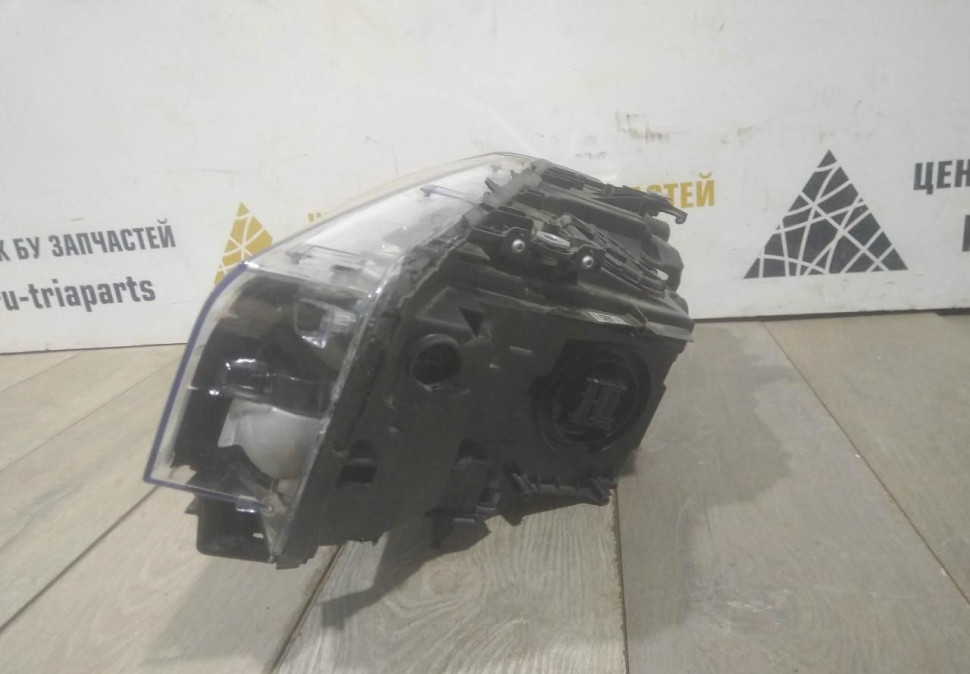 Фара ЛЭД LED адаптив правая бу BMW 5 G30 OEM 63117214958