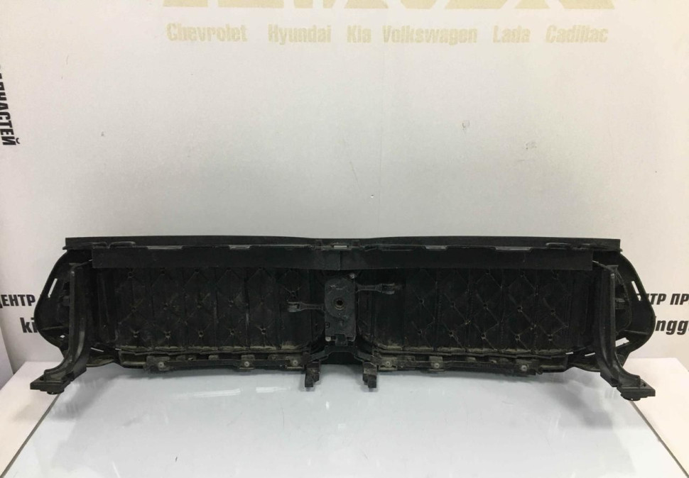 Воздушная заслонка BMW 6 G32 GT рестайлинг OEM 9498640