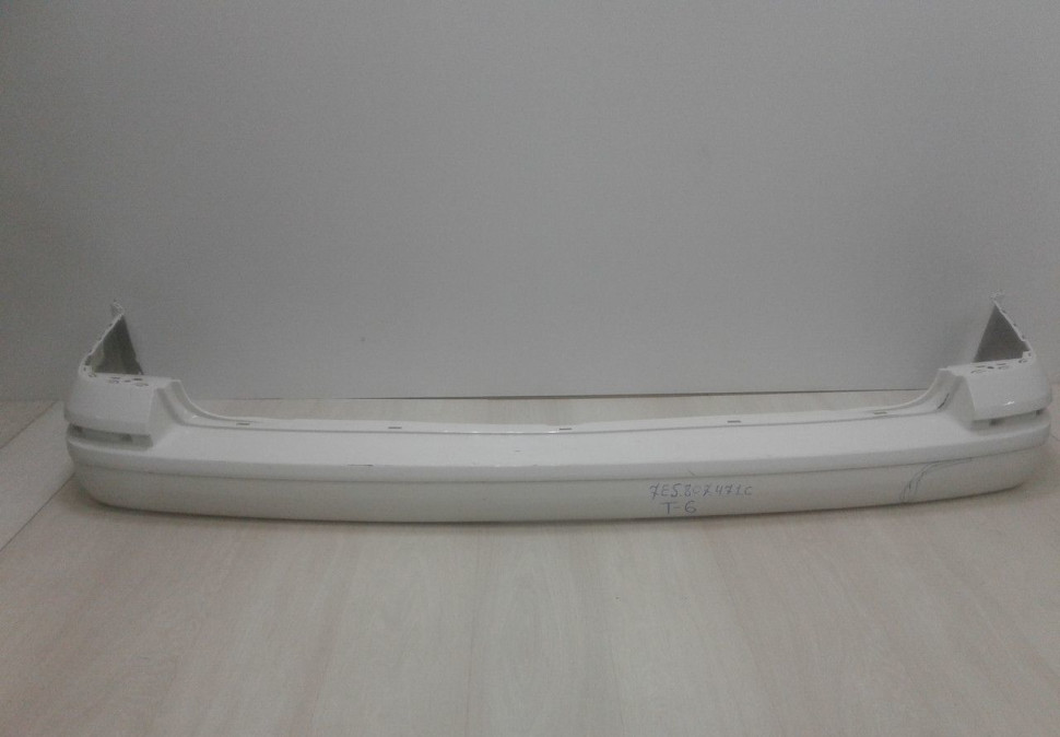 Бампер задний Volkswagen Transporter T6 oem 7e5807417c (трещина)