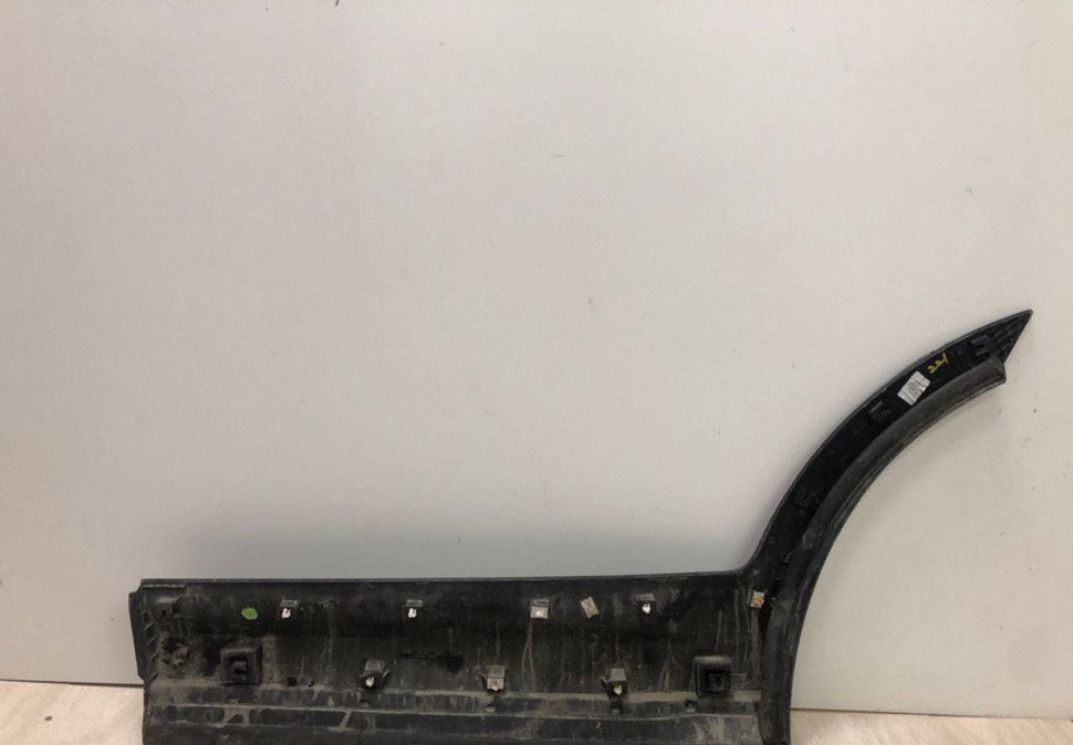 Молдинг двери задний правый Grand Hyundai Santa Fe 3 oem 87732B8000