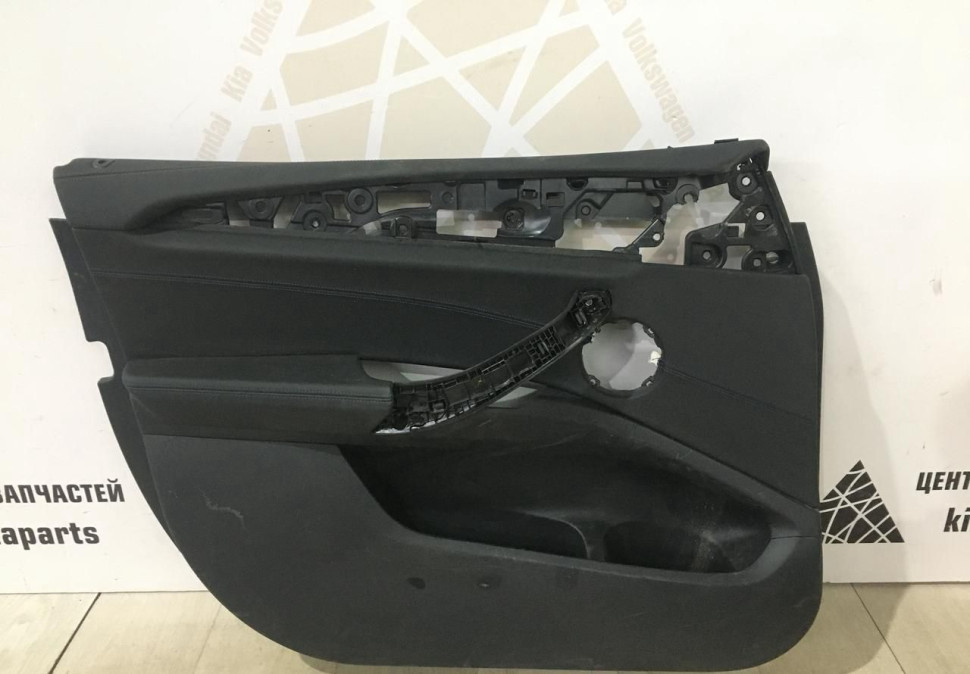 Обивка двери передняя левая BMW X3 G01 OEM 7410281