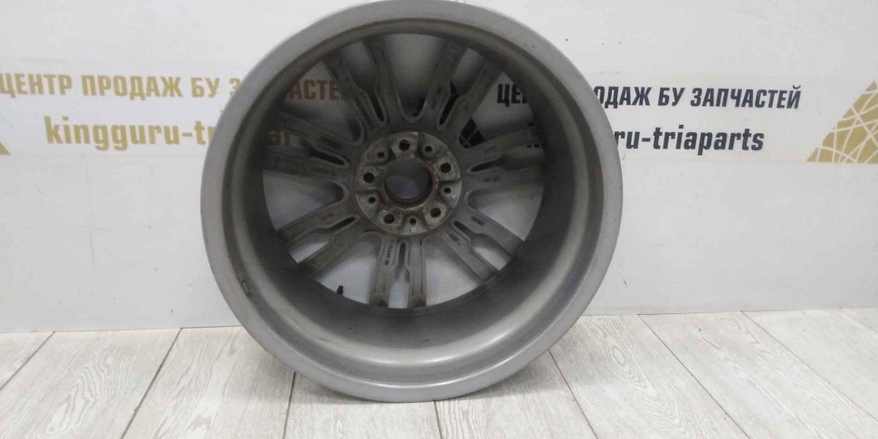 Диск колесный литой передний 8J R19 BMW 3 F30 OEM 36117850021 7850021 Диск колесный литой передний 8J R19 BMW 3 F30 OEM 36117850021 7850021