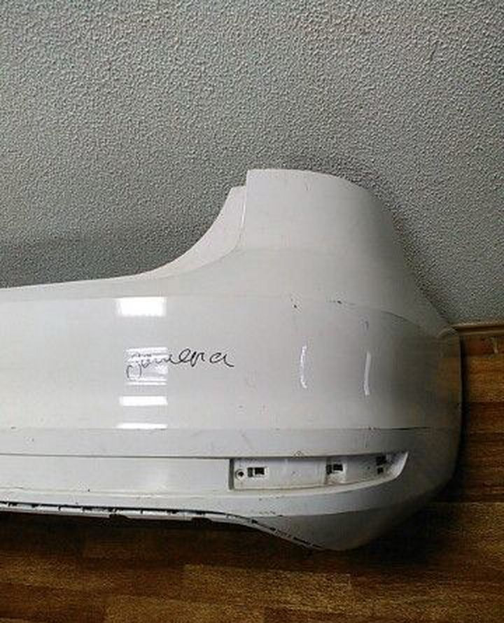 Бампер задний Volkswagen Jetta 6 рестайлинг(15>) запаянный oem 5cu807301
