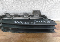 Решетка переднего бампера правая Volkswagen Touareg NF (10>) (слом. часть) oem 7p6853666a