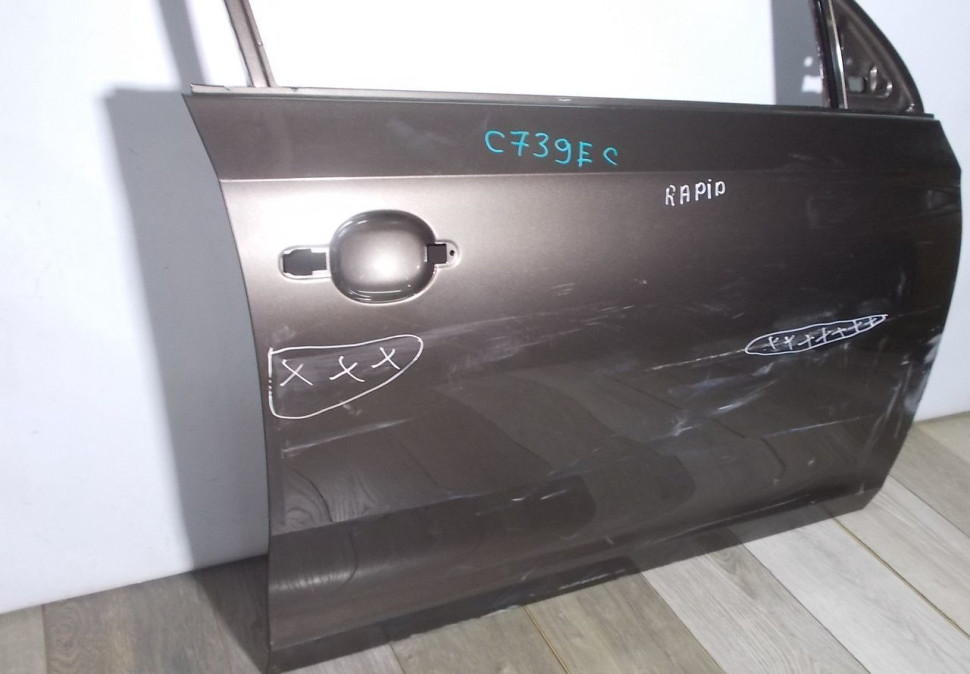 Дверь передняя правая бу Skoda Rapid OEM 6RF831056D, 5JA831052B Дверь передняя правая бу Skoda Rapid OEM 6RF831056D, 5JA831052B